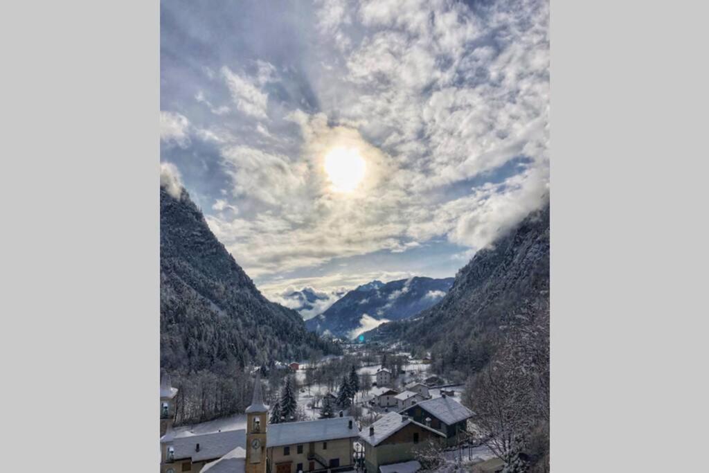 شقة Antey-Saint-André  في Monolocale Rustico Di Montagna المظهر الخارجي الصورة